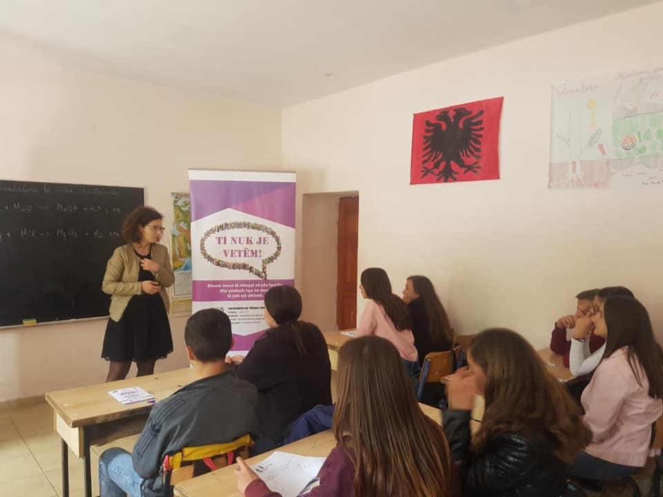 Workshop me nxënës të vitit të dytë te Shkollës së Mesme të Bashkuar